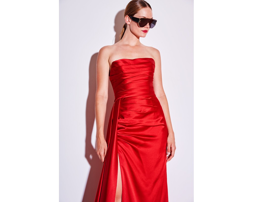 Red strapless dress